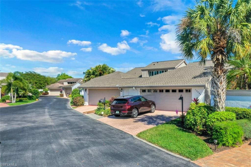 13244 Wedgefield DR 10 NAPLES, FL 34110