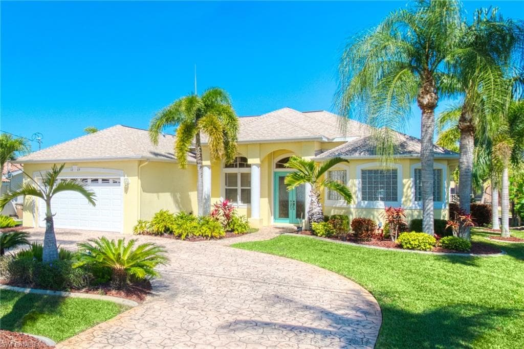 1209 SW 54th LN CAPE CORAL, FL 33914