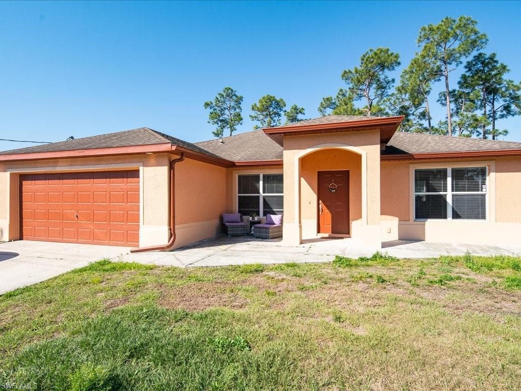 1817 Richmond AVE N LEHIGH ACRES, FL 33972