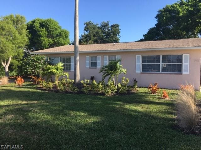 583 97th AVE N NAPLES, FL 34108