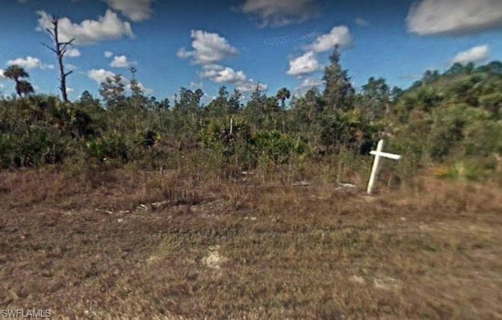6015 Susan AVE N LEHIGH ACRES, FL 33971