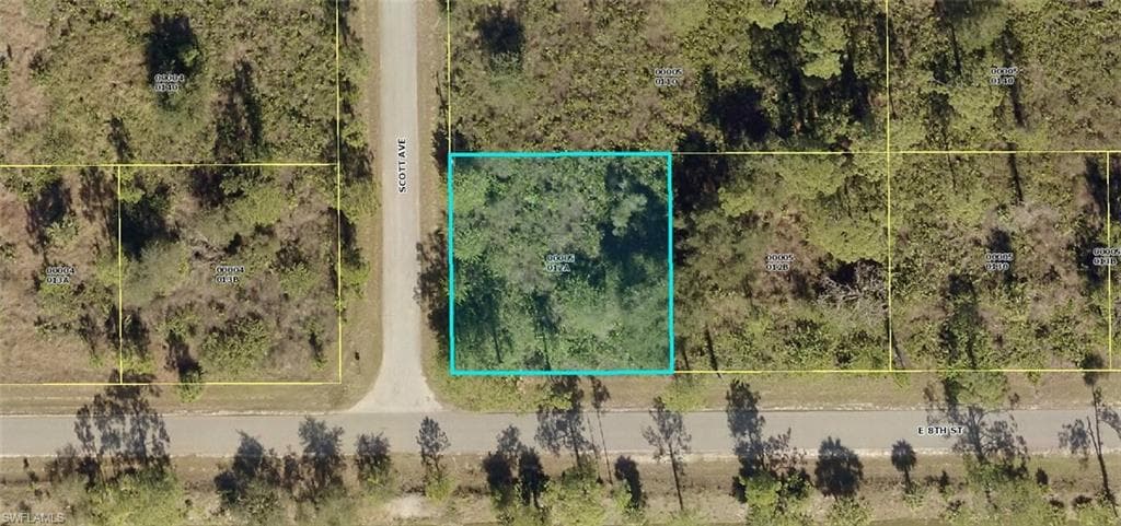 3901 E 8th ST LEHIGH ACRES, FL 33972