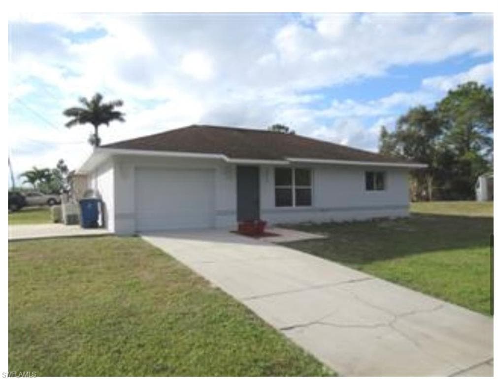 3012 36th ST SW LEHIGH ACRES, FL 33976