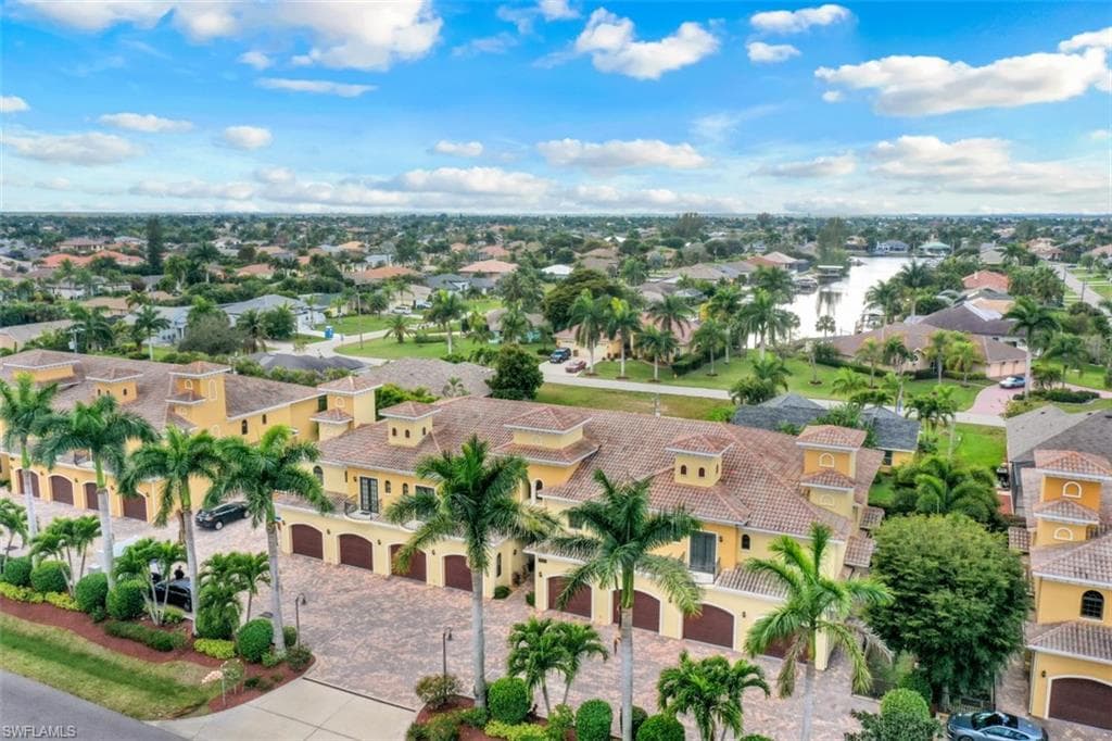 4902 SW 17th PL 3 CAPE CORAL, FL 33914