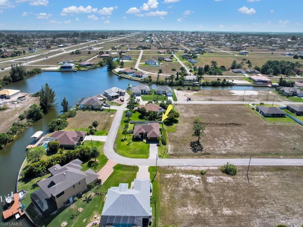 3228 NW 18th TER CAPE CORAL, FL 33993
