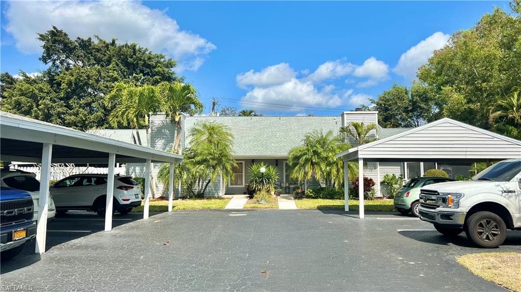 6220 Timberwood CIR 123 FORT MYERS, FL 33908