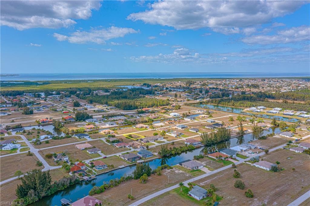2323 NW 38th PL CAPE CORAL, FL 33993