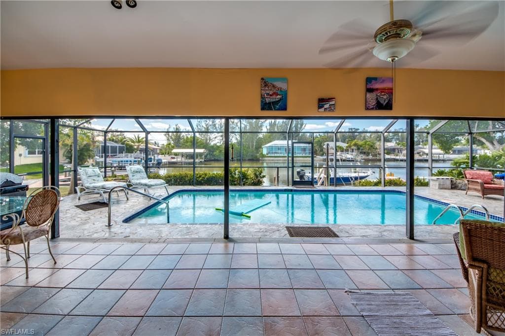 3302 SW 7th LN CAPE CORAL, FL 33991