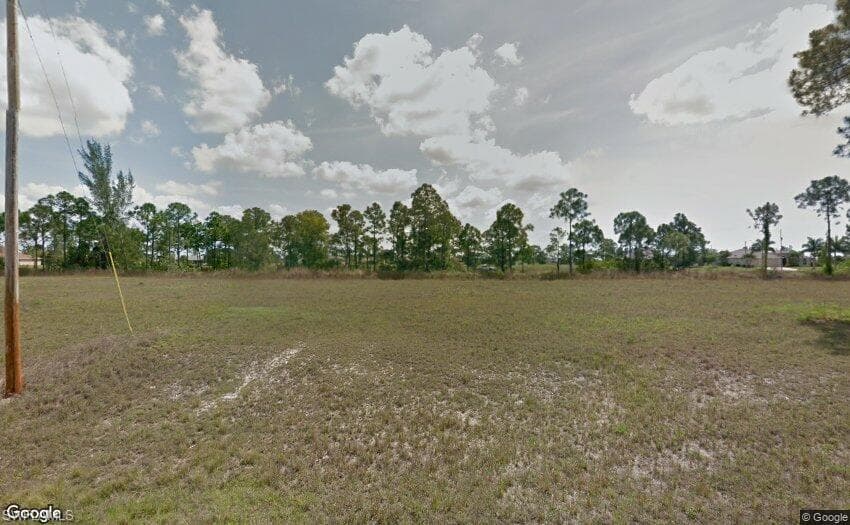 2625 NW 26th PL CAPE CORAL, FL 33993