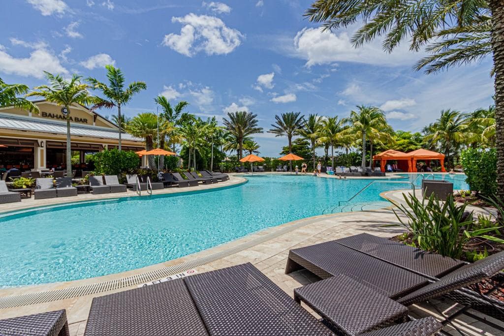 9394 Pocida CT 203 NAPLES, FL 34119