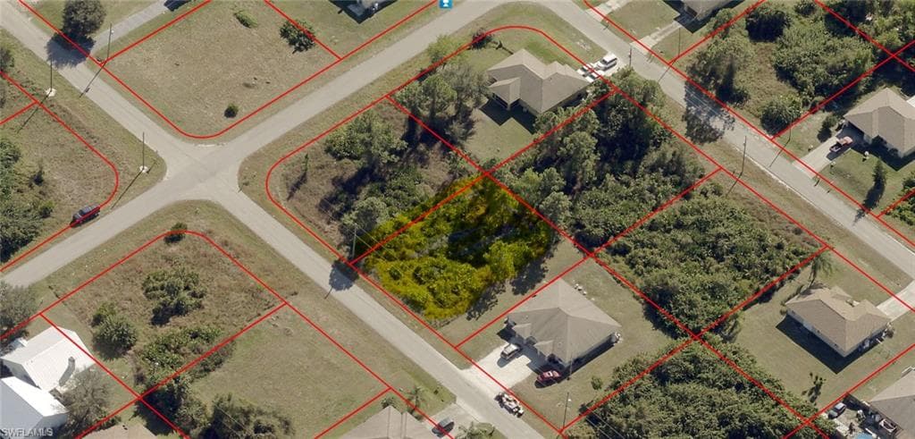 5205/5207 25th ST SW LEHIGH ACRES, FL 33973