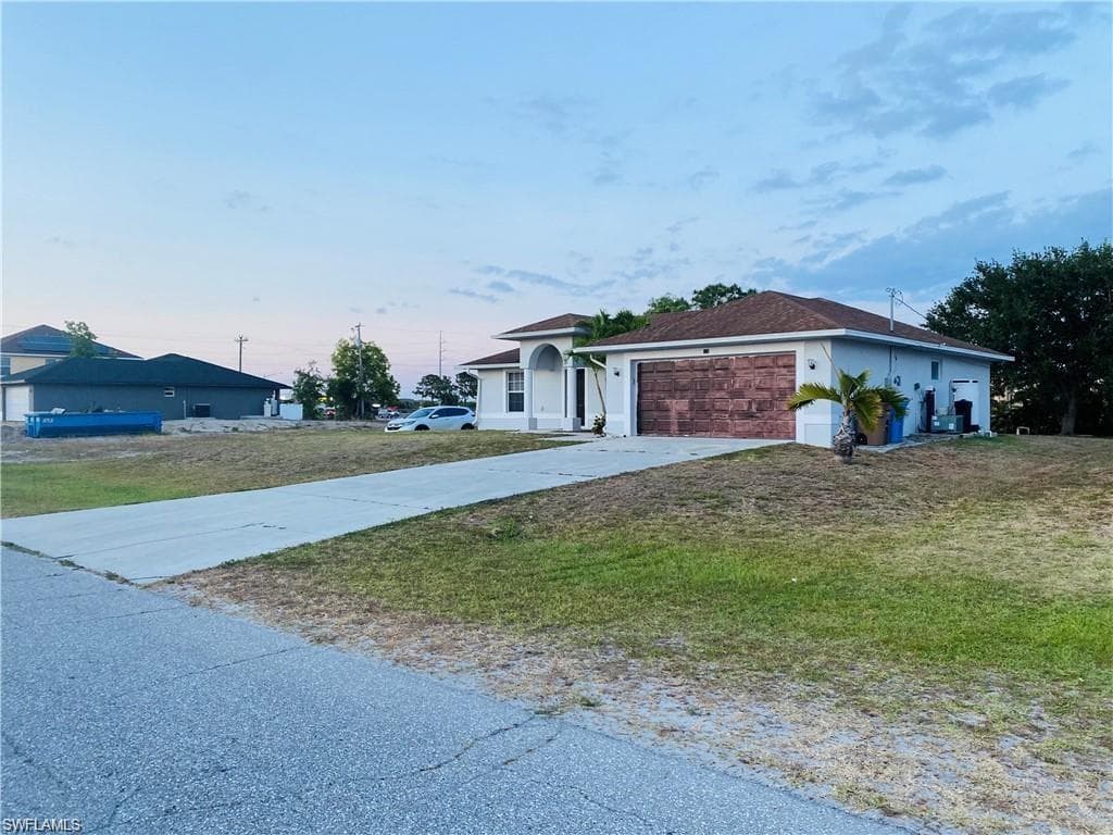 633 NW 16th PL CAPE CORAL, FL 33993