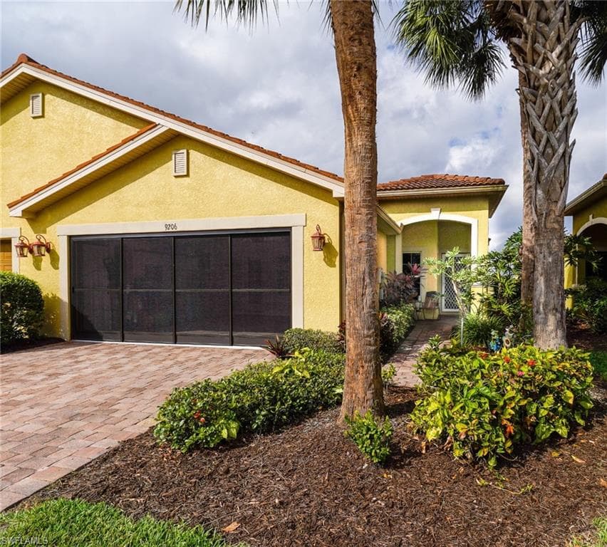 9206 Aegean CIR LEHIGH ACRES, FL 33936