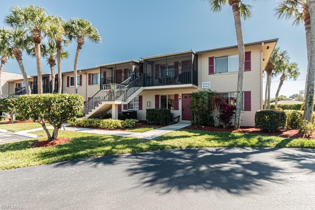 3662 Arctic CIR 201 NAPLES, FL 34112