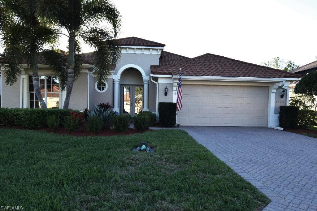 9108 Links DR FORT MYERS, FL 33913