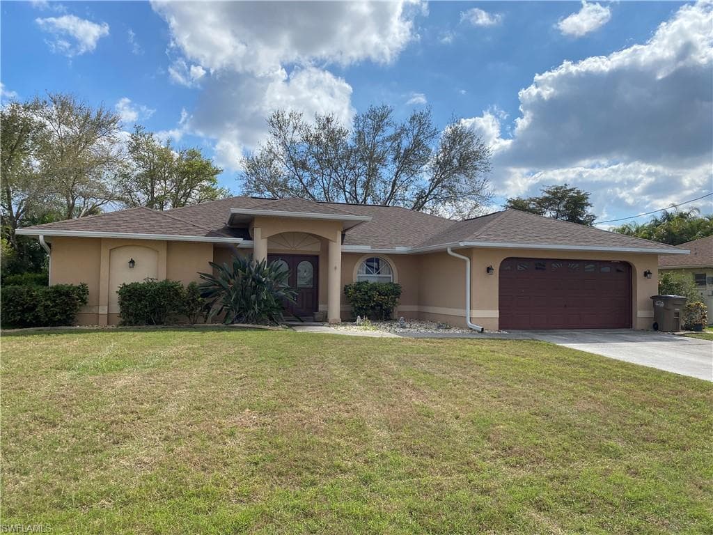 1210 SE 30th TER CAPE CORAL, FL 33904