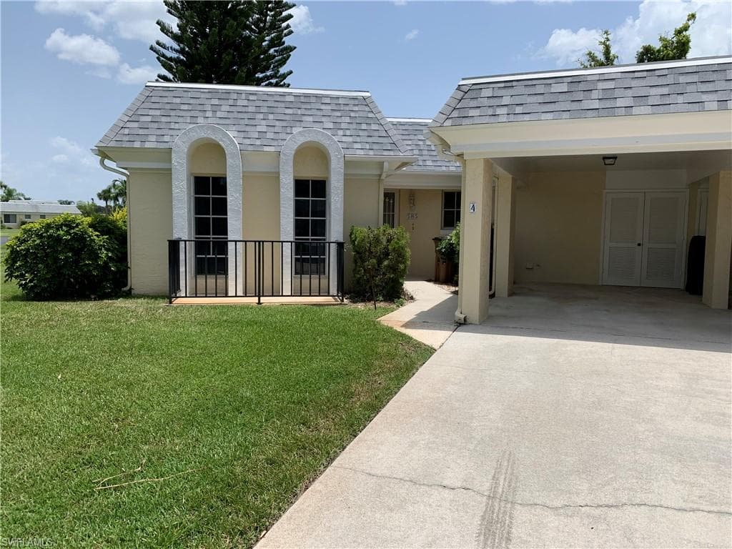 4 Park Lane CIR LEHIGH ACRES, FL 33936