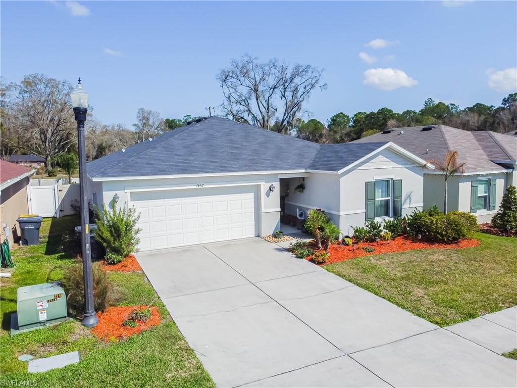 7457 Ibis DR