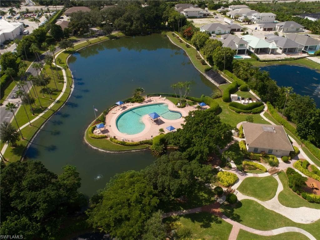 7009 Lone Oak BLVD NAPLES, FL 34109