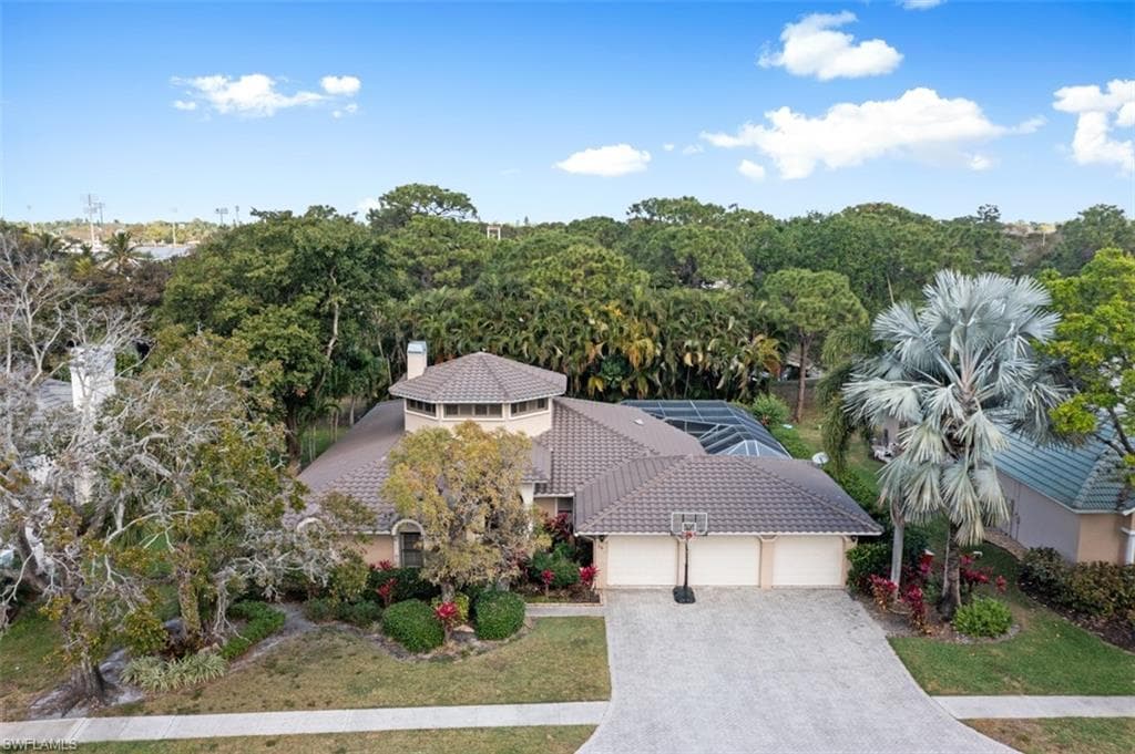 16 Timberland CIR N FORT MYERS, FL 33919