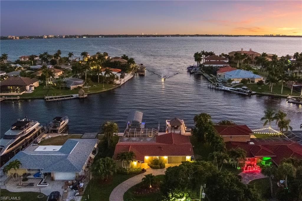 5384 Colonade CT CAPE CORAL, FL 33904