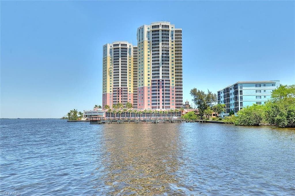 2743 1st ST 903 FORT MYERS, FL 33916