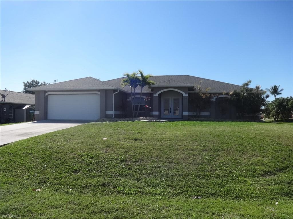 1156 SW 44th TER CAPE CORAL, FL 33914