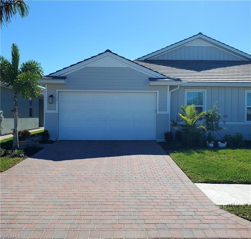 1150 TRANQUIL BROOK DR NAPLES, FL 34114
