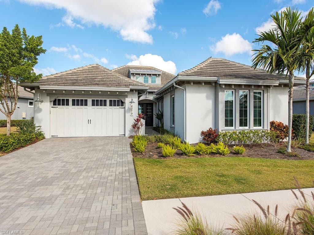 6379 Warwick AVE NAPLES, FL 34113