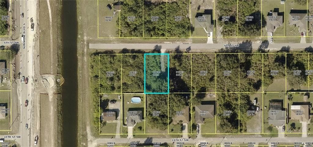 3015 9th ST SW LEHIGH ACRES, FL 33976