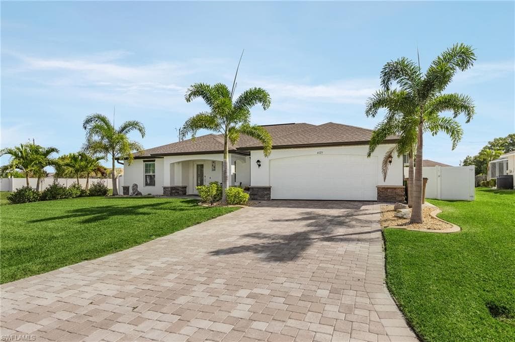 4125 SW 8th CT CAPE CORAL, FL 33914