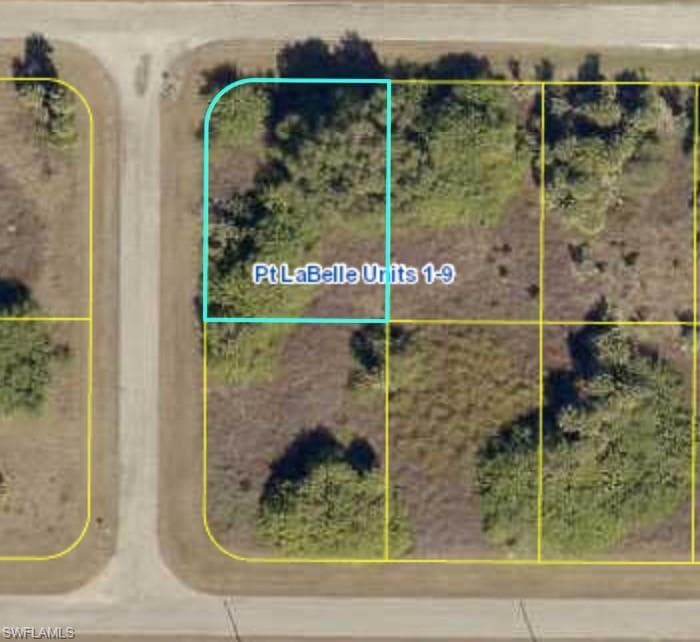 8064 Sunrise CIR LABELLE, FL 33935