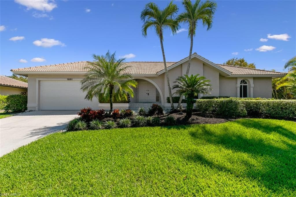 1851 Woodbine CT MARCO ISLAND, FL 34145
