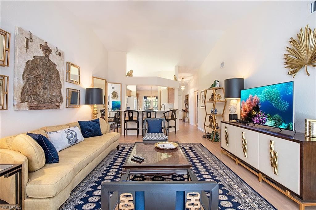 841 Tanbark DR 202 NAPLES, FL 34108