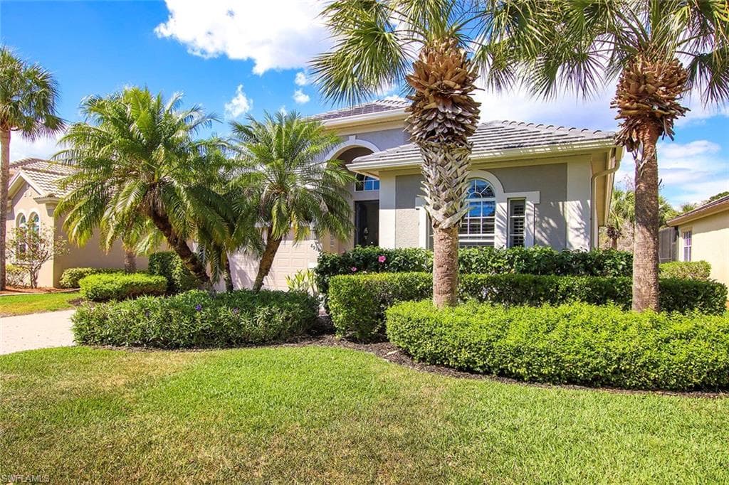 8910 Greenwich Hills WAY FORT MYERS, FL 33908