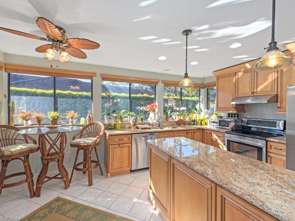 541 Augusta BLVD 5 NAPLES, FL 34113