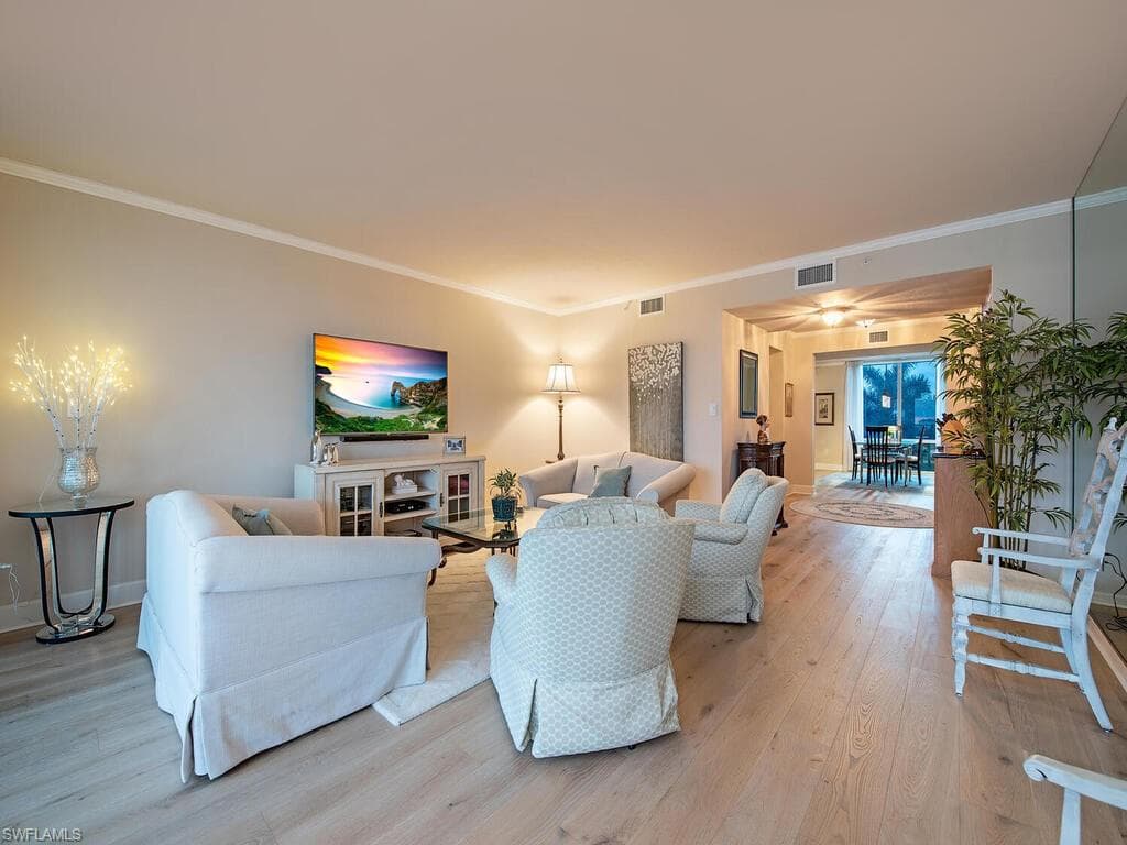 7515 Pelican Bay BLVD 5B NAPLES, FL 34108