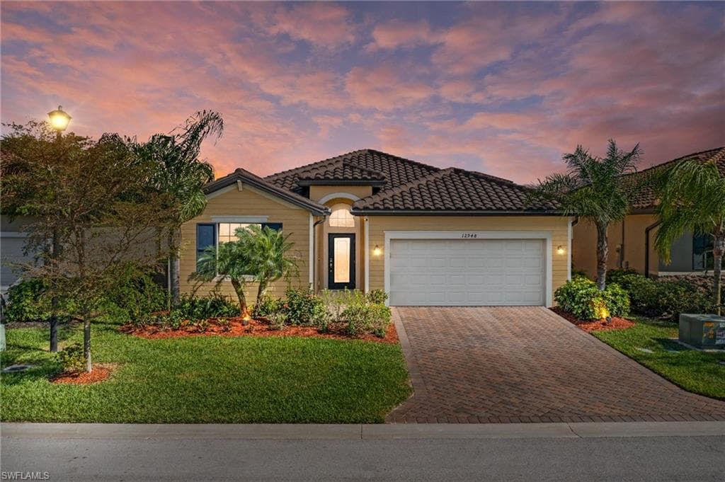 12948 Broomfield LN FORT MYERS, FL 33913