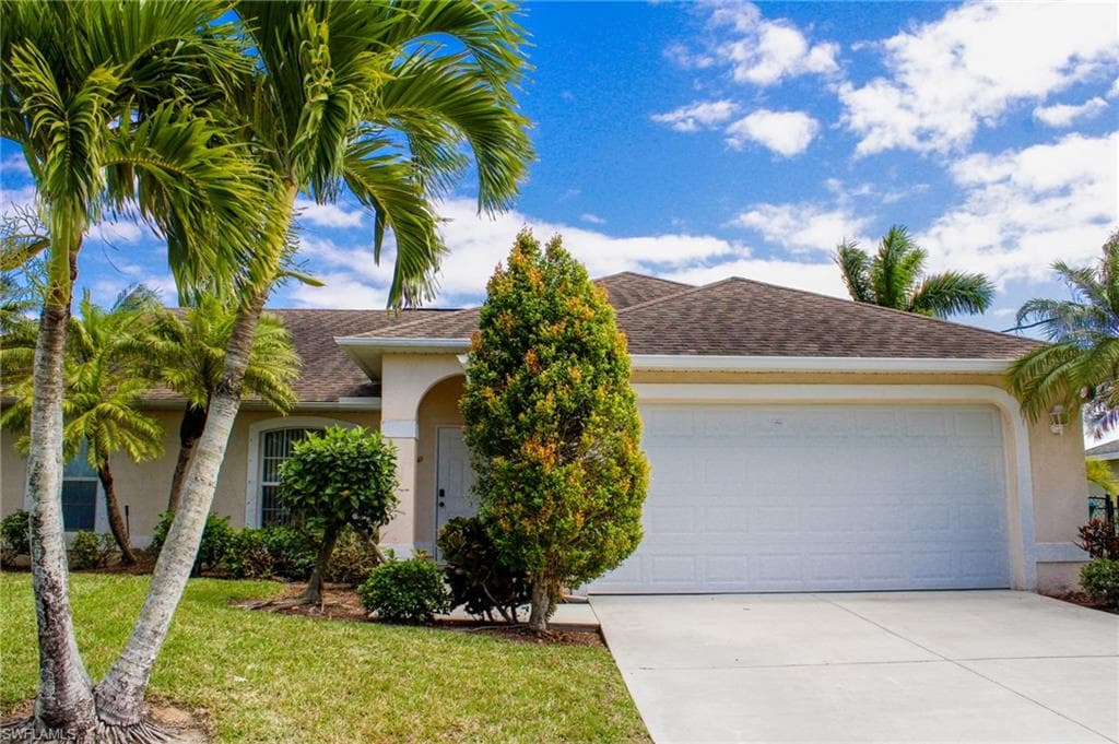 1721 NE 6th PL CAPE CORAL, FL 33909