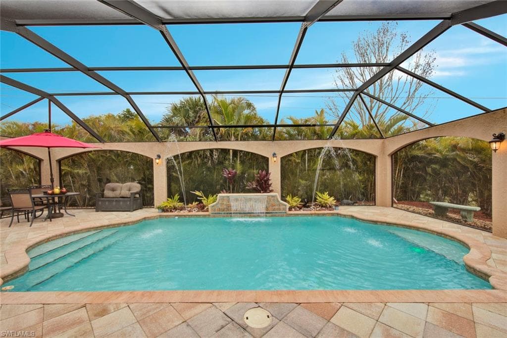 329 NE 9th ST CAPE CORAL, FL 33909