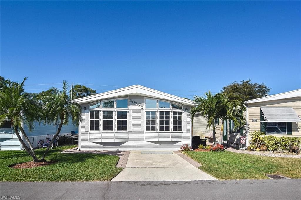 20320 Carriage CT ESTERO, FL 33928