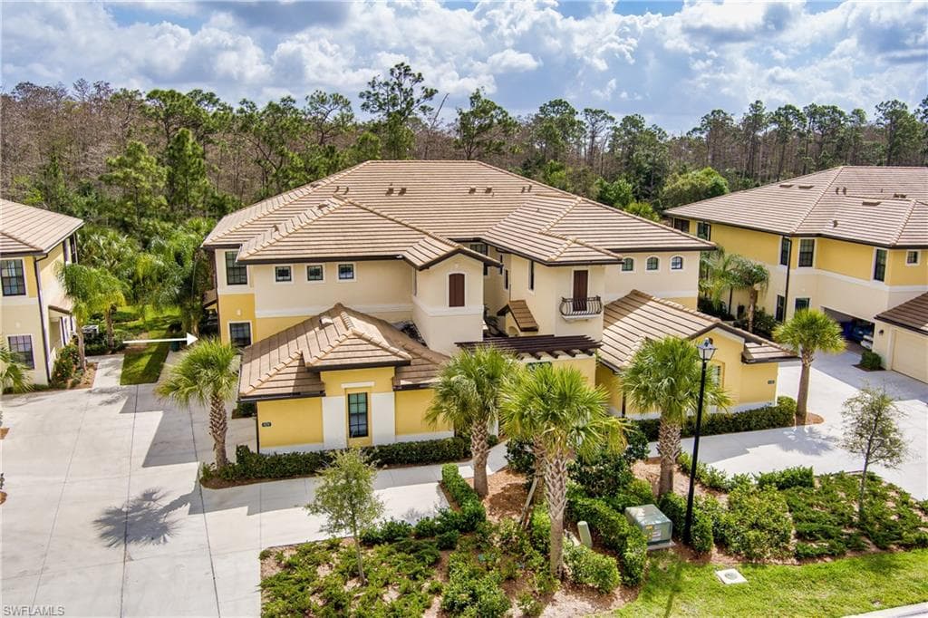 10509 Casella WAY 101 FORT MYERS, FL 33913