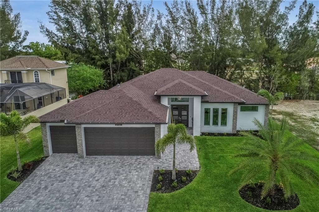 2716 SW 17th AVE CAPE CORAL, FL 33914