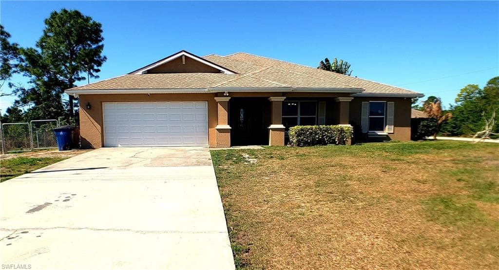200 Milwaukee BLVD LEHIGH ACRES, FL 33974