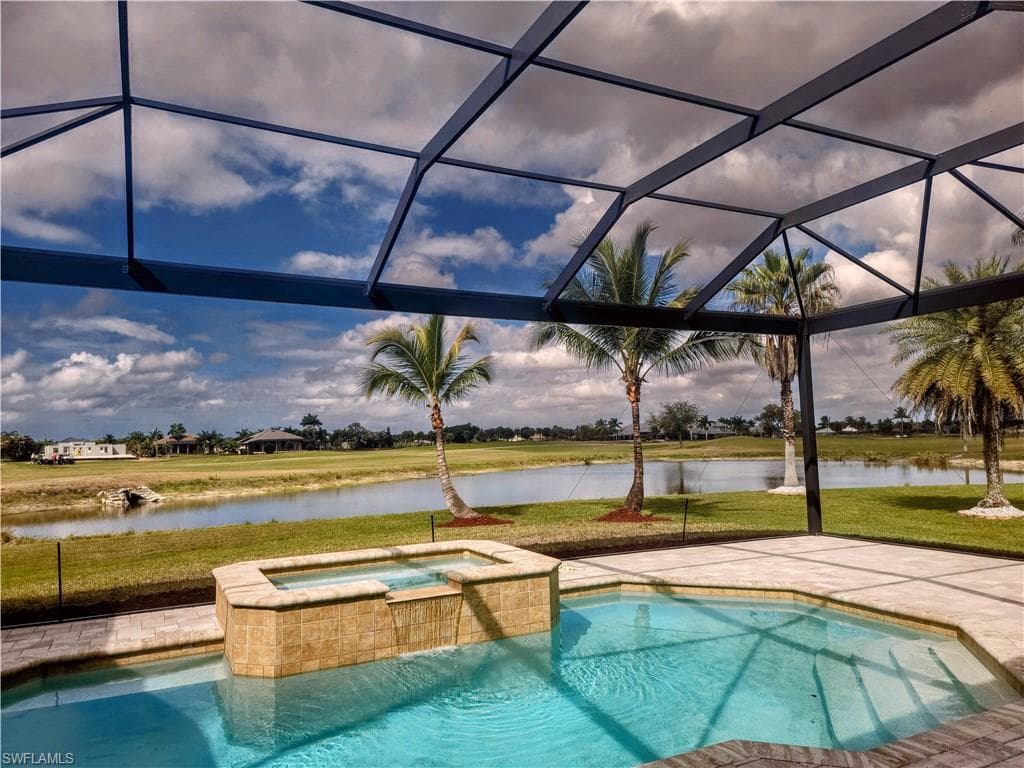 18013 Broadview DR NAPLES, FL 34114