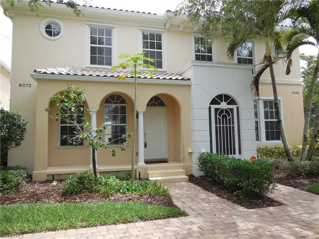 6072 Towncenter CIR NAPLES, FL 34119
