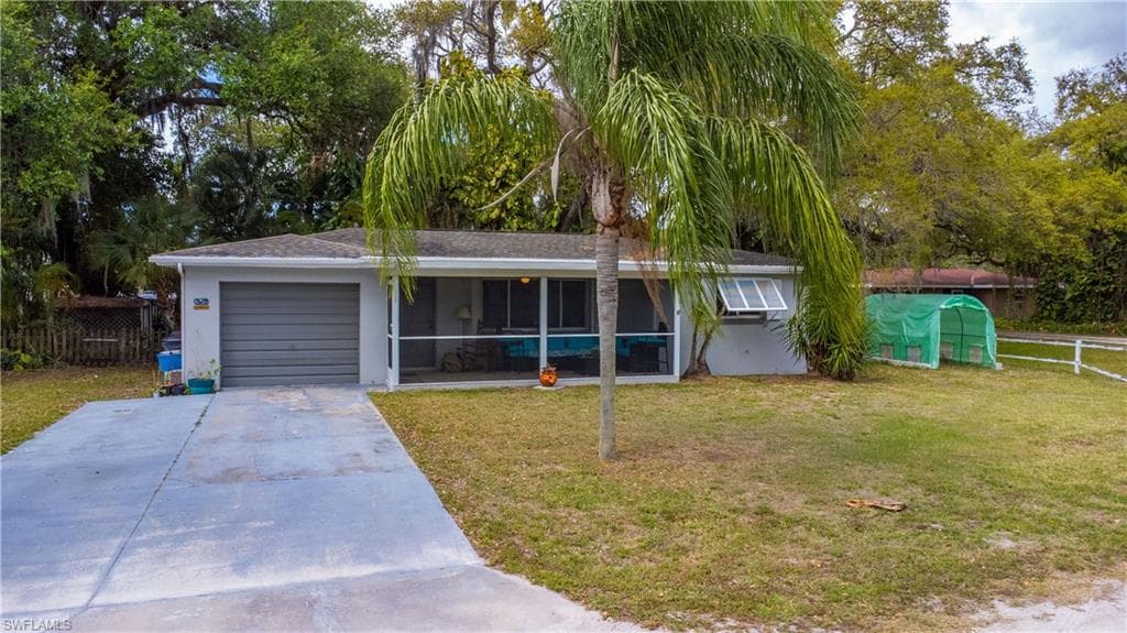 1275 Mcneill RD NORTH FORT MYERS, FL 33903