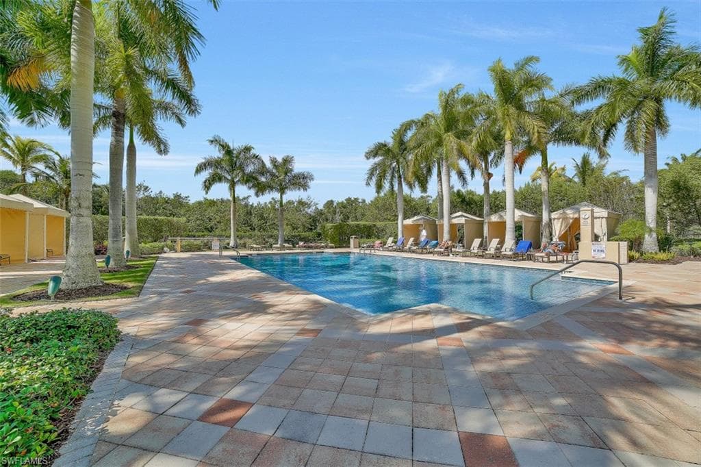 1065 Borghese LN 304 NAPLES, FL 34114