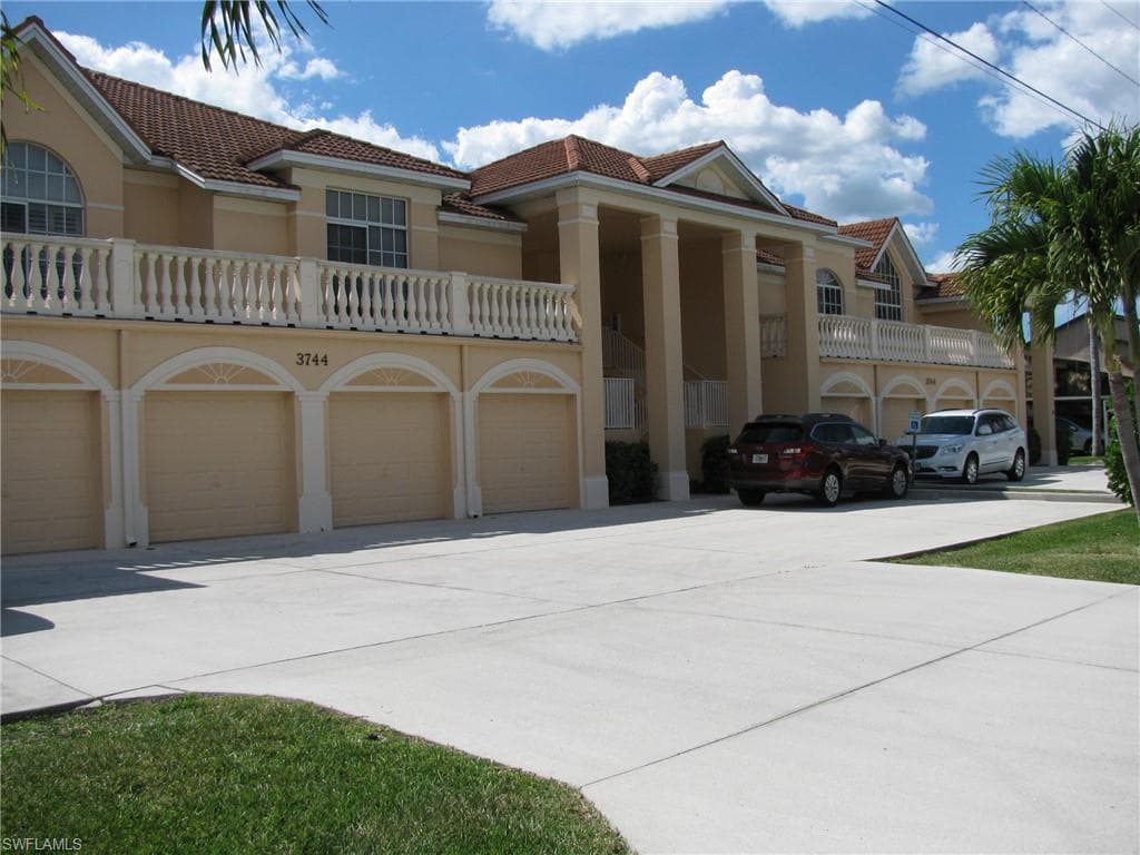 3744 SE 12th AVE 203 CAPE CORAL, FL 33904