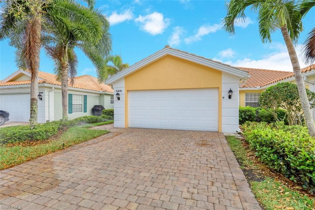 5410 Guadeloupe WAY NAPLES, FL 34119